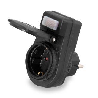 240311 Köztes dugalj kapcsolóval, kültéri