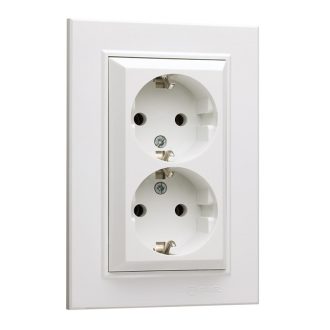 56001082 Karea 2-es földelt dugalj